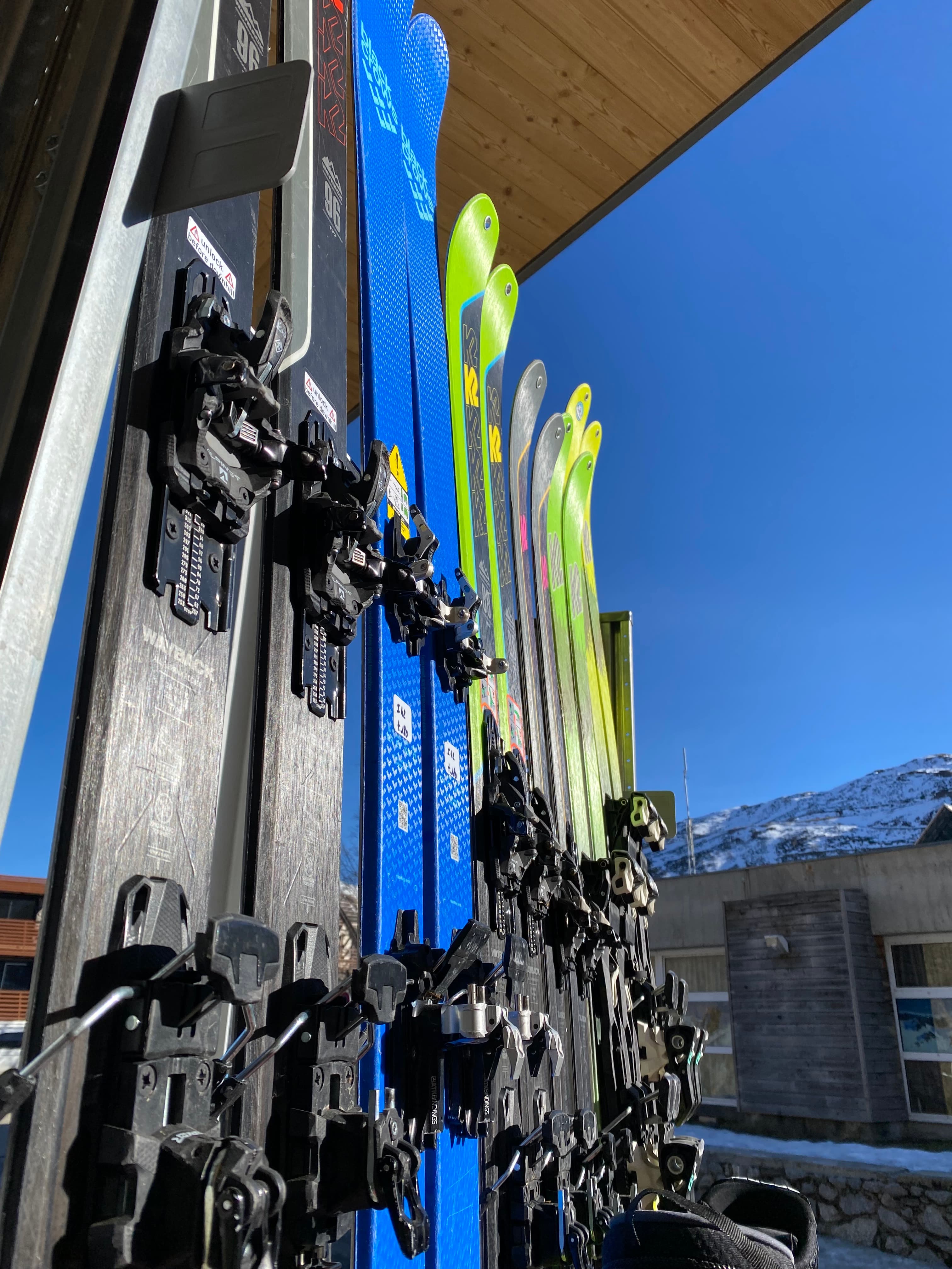 rental-backcountry-skis2.jpg