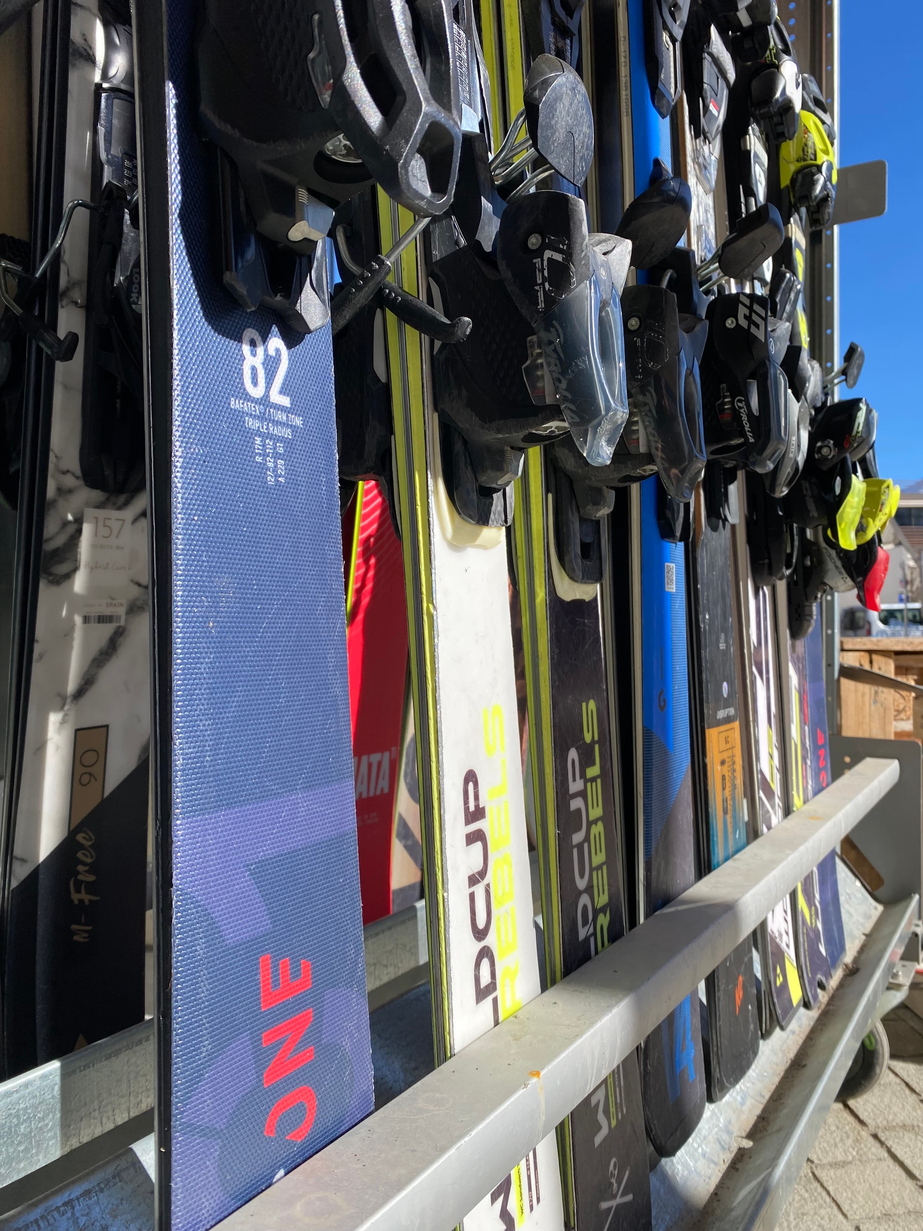 rental-skis-premium8.jpg